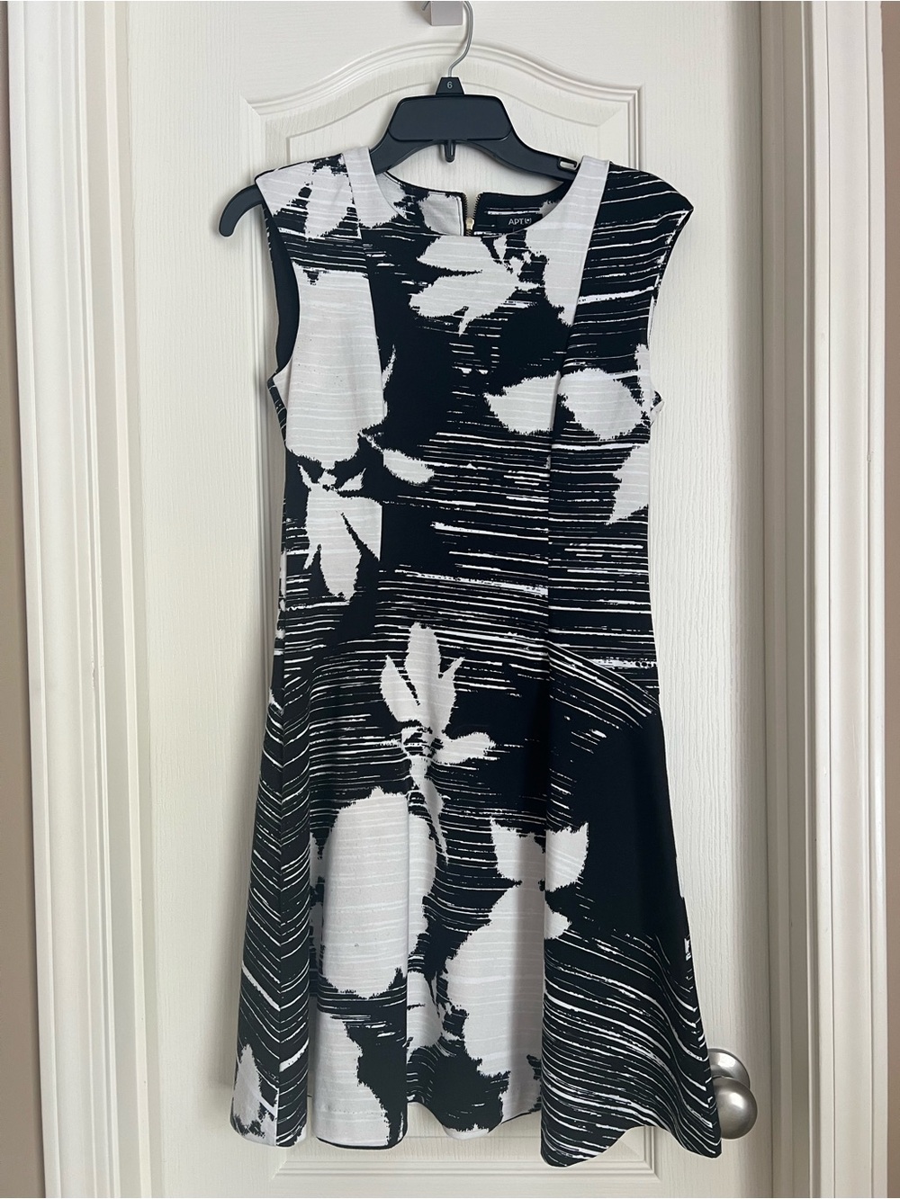 Apt. 9 Black and White Printed Sleeveless A-Line Dress